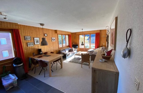 Champery House | 85 m² House ∙ 2 bedrooms ∙ 6 guests