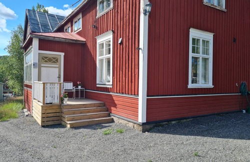 Skog House | 85 m² House ∙ 4 bedrooms ∙ 13 guests
