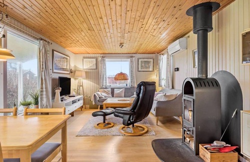 Skastrup Strand House | 85 m² House ∙ 3 bedrooms ∙ 6 guests