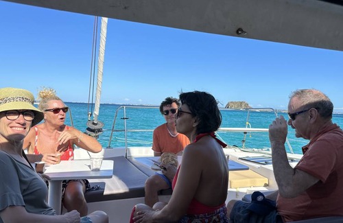 Grand Case Boat Rental | 85 m² Houseboat ∙ 1 bedroom ∙ 10 guests