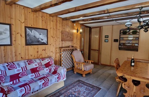 Gressoney-Saint-Jean Apartment | 85 m² Apartment ∙ 1 bedroom ∙ 6 guests
