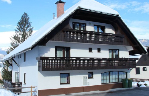 Bohinjska Bistrica Apartment | 86 m² Apartment ∙ 4 bedrooms ∙ 10 guests