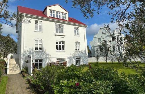 Vesturbær Apartment | 86 m² Apartment ∙ 2 bedrooms ∙ 6 guests