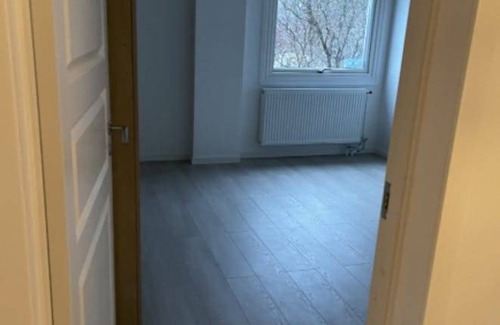 Hallstahammar Apartment | 87 m² Apartment ∙ 2 bedrooms ∙ 2 guests