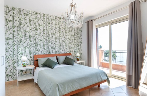 Taormina Apartment | 87 m² Apartment ∙ 2 bedrooms ∙ 4 guests