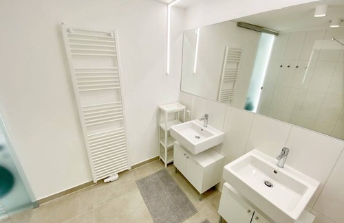 Graz City Centre Resort | 87 m² Private room ∙ 1 bedroom ∙ 1 guest