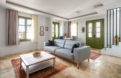Ayvalik City Center Villa | 87 m² Villa ∙ 2 bedrooms ∙ 4 guests
