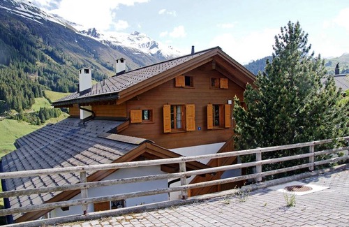 Tujetsch Apartment | 88 m² Apartment ∙ 2 bedrooms ∙ 7 guests
