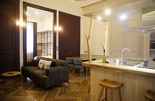 Angouleme House | 88 m² House ∙ 2 bedrooms ∙ 4 guests