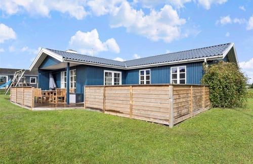 Vikær Strand House | 88 m² House ∙ 3 bedrooms ∙ 6 guests