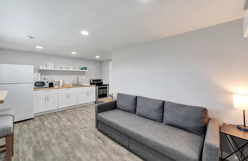 Tampa Apartment | 8820 Rocky Creek Drive Unit B