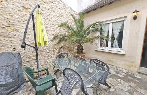Moret-sur-Loing Apartment | 89 m² Apartment ∙ 3 bedrooms ∙ 7 guests