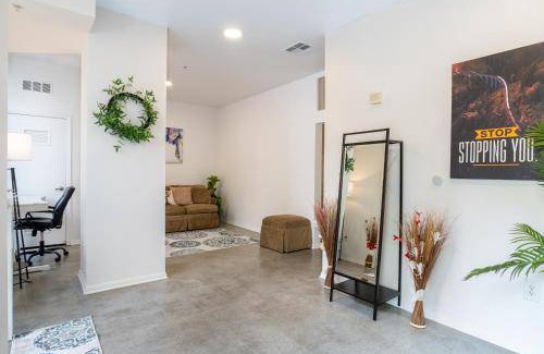 Hollywood Apartment | 89 m² Apartment ∙ 1 bedroom ∙ 4 guests