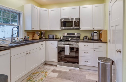Town of Richmond Cottage | 89 m² Cabin ∙ 2 bedrooms ∙ 6 guests
