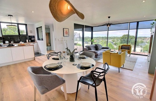 Tregastel House | 89 m² Gîte ∙ 2 bedrooms ∙ 4 guests