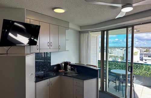 Mooloolaba Apartment | 8th Floor Apartment With a View Landmark Resort