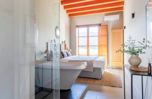 Alcalali Hotel | 9 bedroom boutique spa hotel for exclusive use.