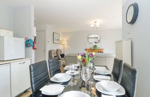 St. Ann's Chapel House | 9 MANORCOMBE BUNGALOWS, pet friendly, with a garden in Callington