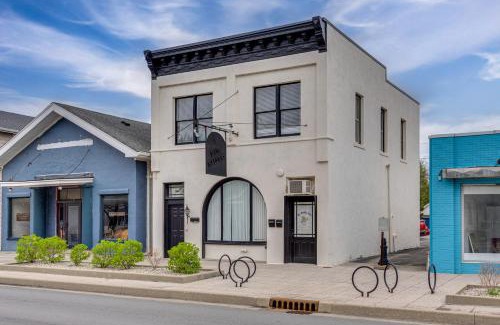 Cumberland Apartment | 9 Mi to Fort Harrison State Park Apt in Indy