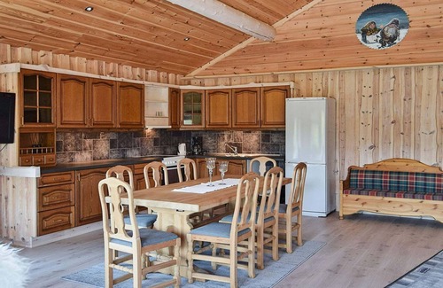 Marnardal House | 9 person holiday home in BJELLAND