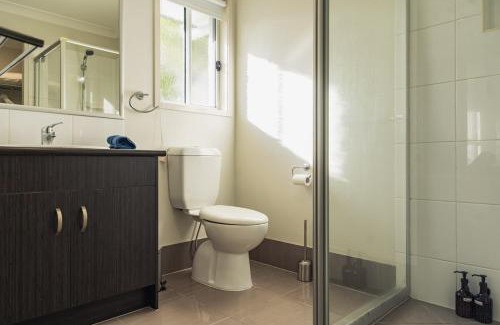 North Lakes House | 9 Williams Crescent, North Lakes