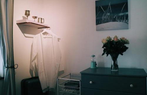 Tokai House | 9 Windsor House