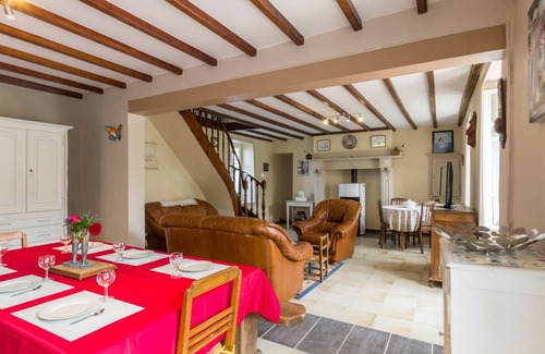 Saint-Martin-de-Cenilly House | 90 m² Gîte ∙ 3 bedrooms ∙ 6 guests