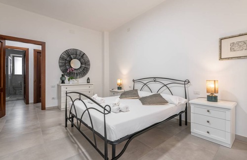 Province of Cagliari Apartment | 90 m² Apartment ∙ 2 bedrooms ∙ 4 guests