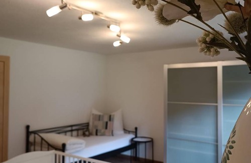 Bach Apartment | 90 m² Apartment ∙ 2 bedrooms ∙ 6 guests