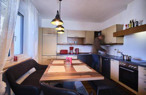 Ebensee Apartment | 90 m² Apartment ∙ 2 bedrooms ∙ 6 guests