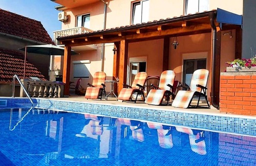 Radanovici Apartment | 90 m² Apartment ∙ 2 bedrooms ∙ 4 guests