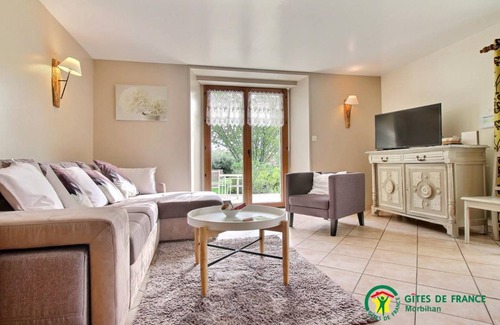 Carnac House | 90 m² Gîte ∙ 3 bedrooms ∙ 5 guests