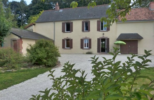 Moon-sur-Elle House | 90 m² Gîte ∙ 3 bedrooms ∙ 6 guests
