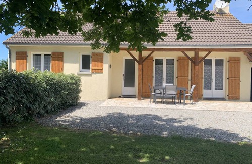 Bretteville-sur-Ay House | 90 m² House ∙ 2 bedrooms ∙ 4 guests