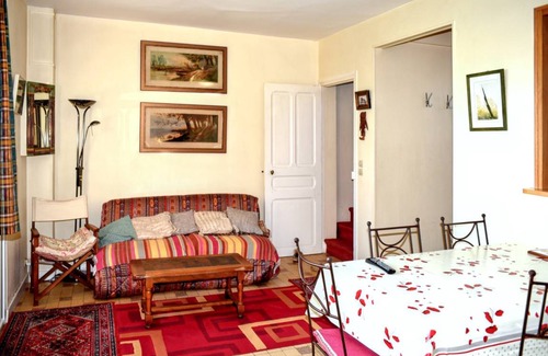 Itteville House | 90 m² House ∙ 2 bedrooms ∙ 4 guests