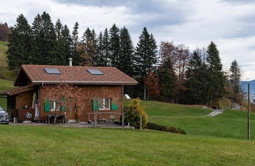 Giswil House | 90 m² House ∙ 2 bedrooms ∙ 5 guests