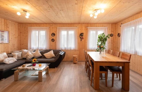 Giswil House | 90 m² House ∙ 2 bedrooms ∙ 5 guests