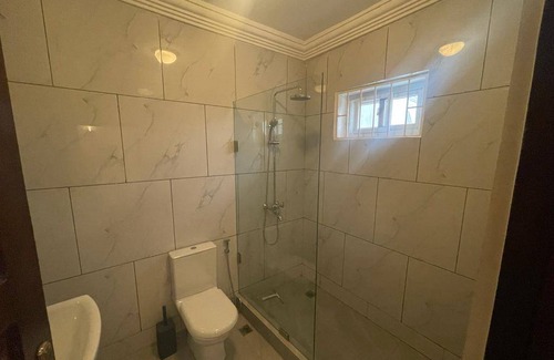 Freetown House | 90 m² House ∙ 3 bedrooms ∙ 6 guests