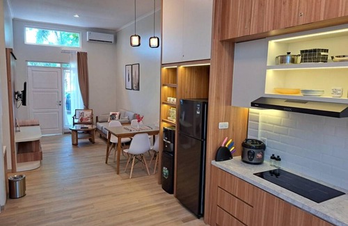 Semarang House | 90 m² House ∙ 3 bedrooms ∙ 8 guests