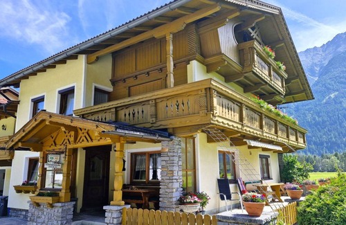 Laengenfeld Villa | 90 m² Villa ∙ 3 bedrooms ∙ 6 guests