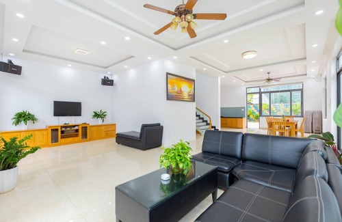 Thang Tam Villa | 900 m² Villa ∙ 8 bedrooms ∙ 30 guests