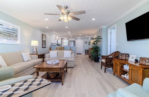 Daytona Beach Shores Condo | 903 Shores Club - 903 Shores Club - Great Oceanfront Views - 2 Bedroom 2 Bath