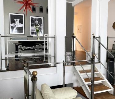 Uhlenhorst Apartment | 90sqm Unique Living Near the Alster