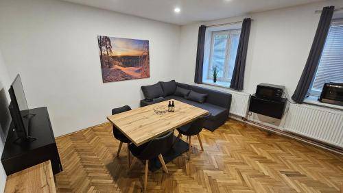 Janov nad Nisou Apartment | 92 m² Apartment ∙ 3 bedrooms ∙ 6 guests