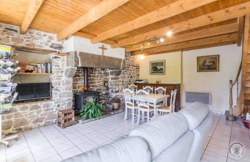 Saussey House | 93 m² Gîte ∙ 2 bedrooms ∙ 5 guests