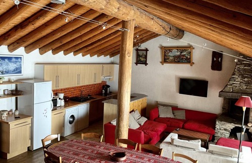 Le Fornet House | 93 m² Gîte ∙ 3 bedrooms ∙ 10 guests