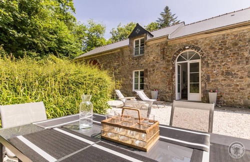 Rauville-la-Bigot House | 94 m² Gîte ∙ 3 bedrooms ∙ 6 guests