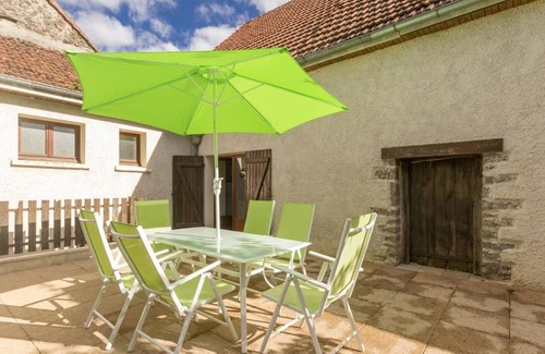 Cussy-le-Chatel Cottage | 95 m² Cabin ∙ 2 bedrooms ∙ 5 guests