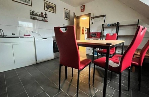Stadtbezirke 01 Resort | 95 m² Private room ∙ 1 bedroom ∙ 1 guest