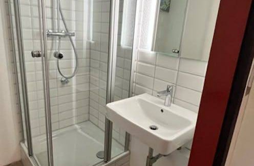 Stadtbezirke 01 Resort | 95 m² Private room ∙ 1 bedroom ∙ 1 guest